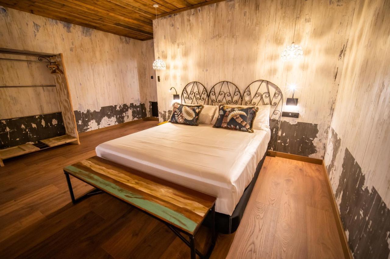 Hotel Somnifabrik Вальдерробрес Екстер'єр фото
